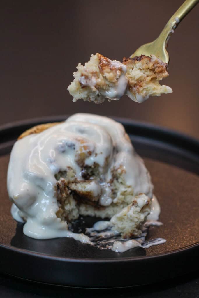 Delicious cinnamon rolls with cream cheese frosting, perfect for breakfast or dessert. Freshly baked, gooey, and flavorful.